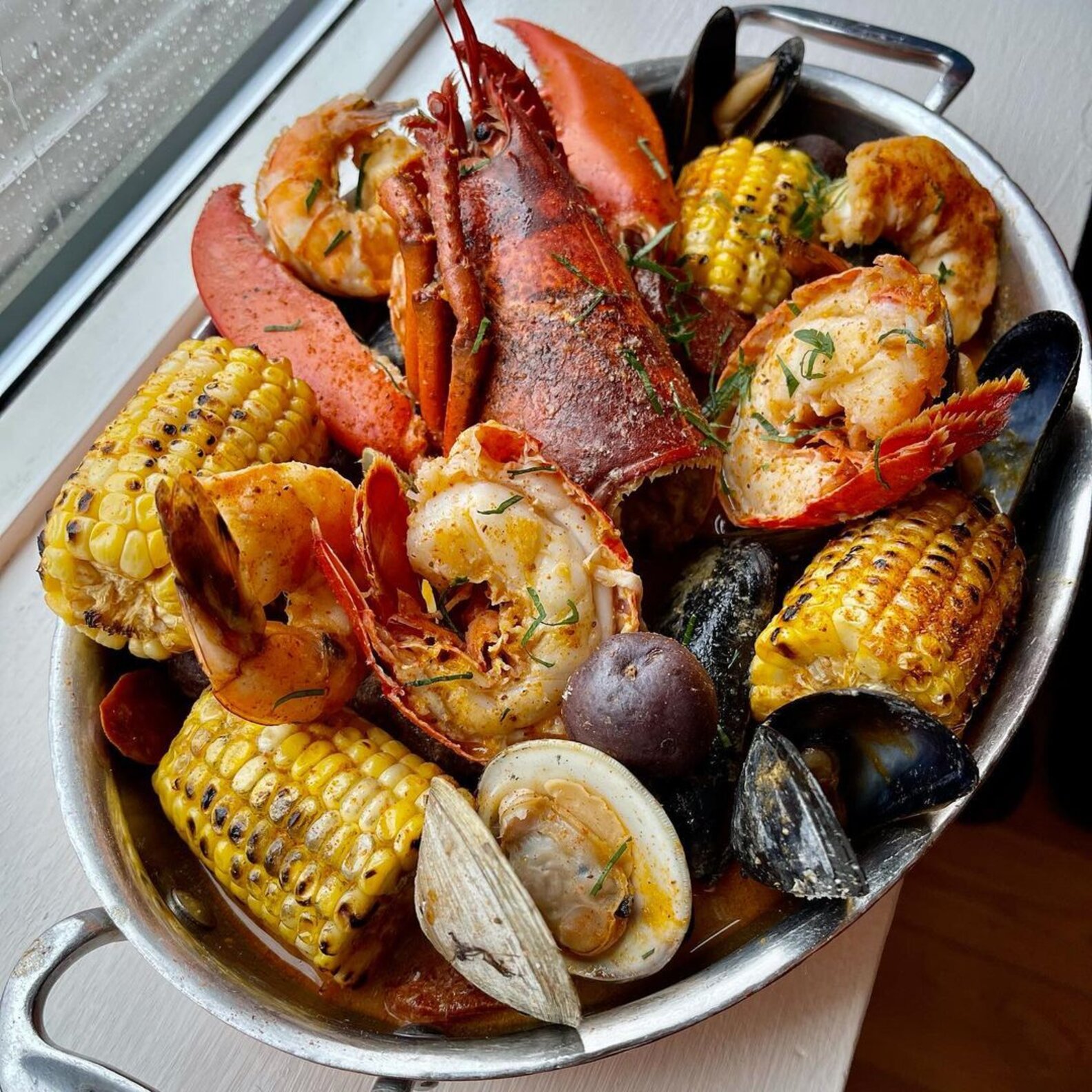How to Recreate a New England Clambake at Home Thrillist