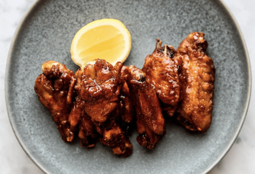 Hole in the Wall pub and grill Kendall, FL Thrillist