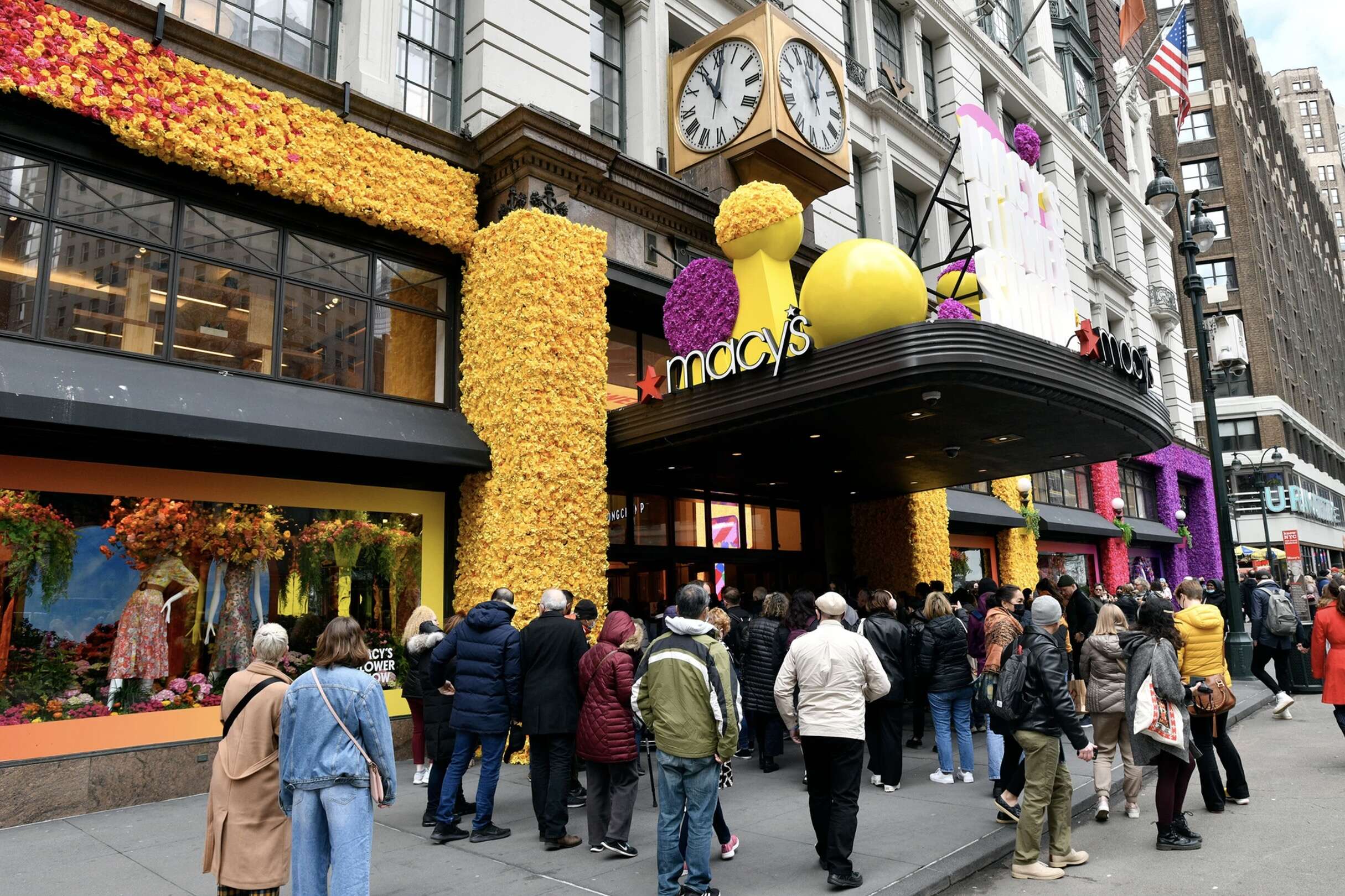 Macys Herald Square Spring Flower Show 2023 Macy's Flower Show In Nyc Is Starting On Sunday, March 27 - Thrillist