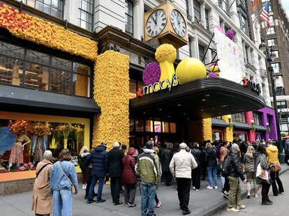 Macys Herald Square Spring Flower Show 2023 Macy's Flower Show In Nyc Is Starting On Sunday, March 27 - Thrillist