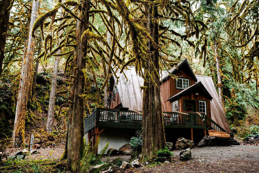 Best Airbnb Rentals Near North Cascades National Park Where to Stay
