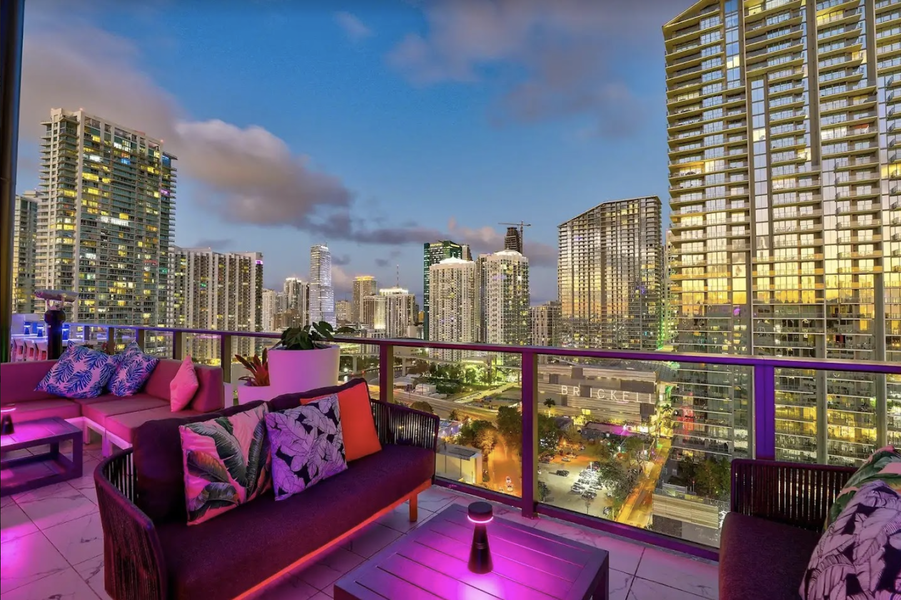 Rosa Sky Rooftop Miami, FL Thrillist