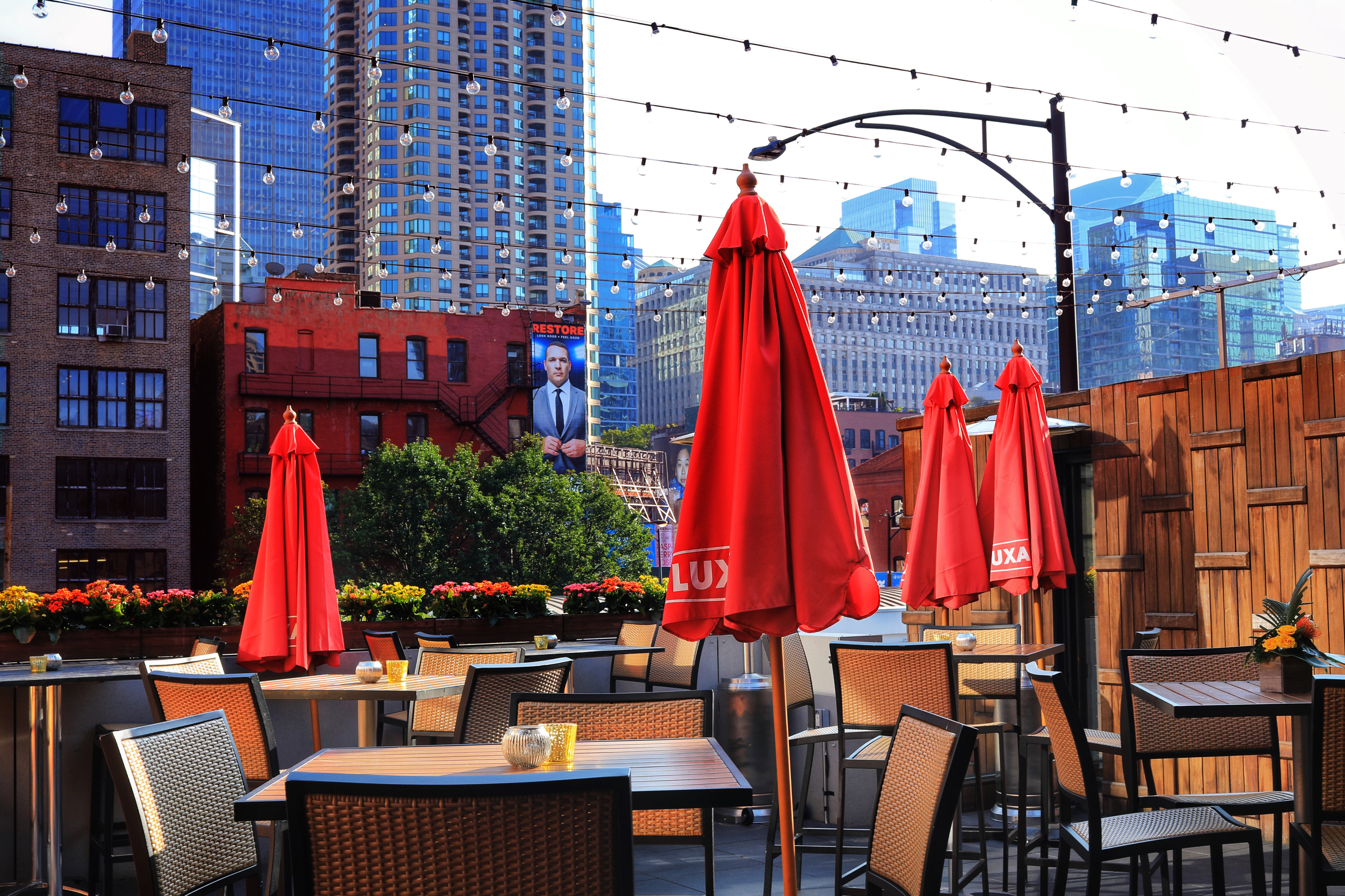 Best Rooftop Bars in Chicago Cool Places to Drink With a Good View