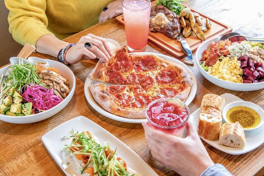 Best Restaurants & Food at LAX Where to Eat at Every Airport Terminal