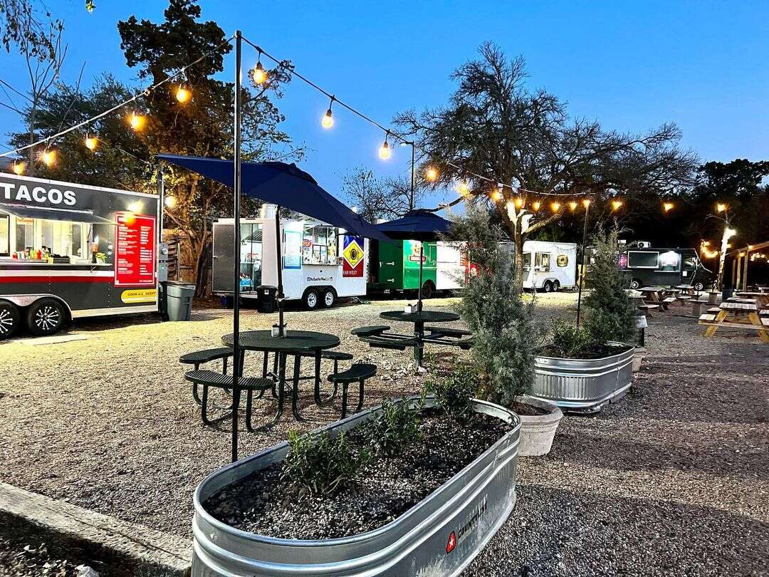 Food Trucks In Fort Myers, Naples Show No Signs Of Slowing, 46 OFF