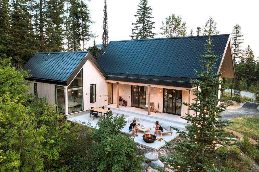The Best Airbnbs Near Glacier National Park Thrillist