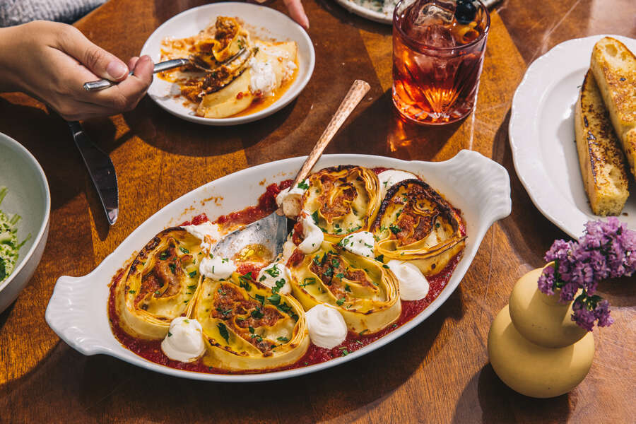 NYC Food Bucket List Iconic Places to Go & Essential Food to Order