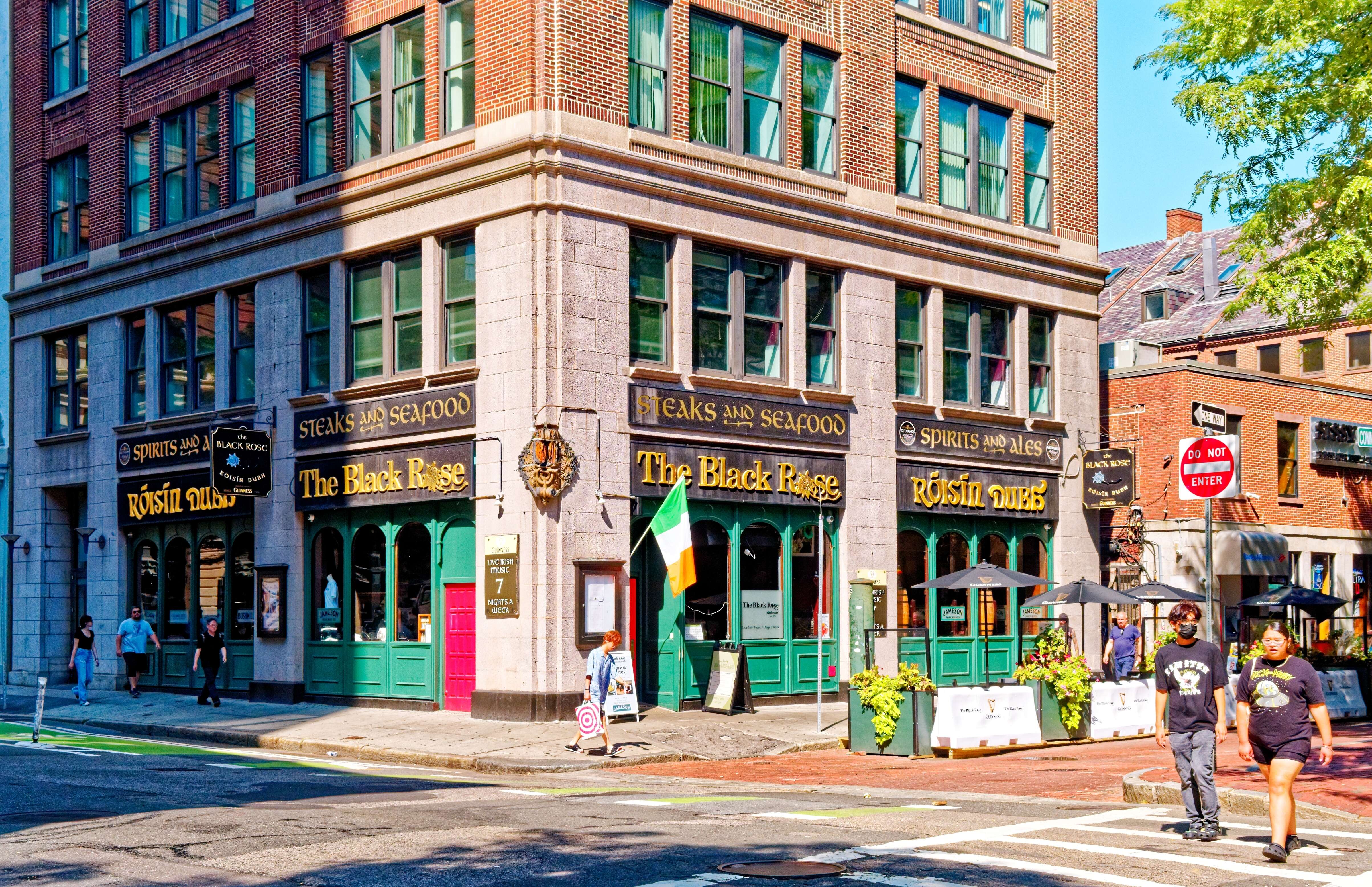 Black Rose Irish Pub Boston