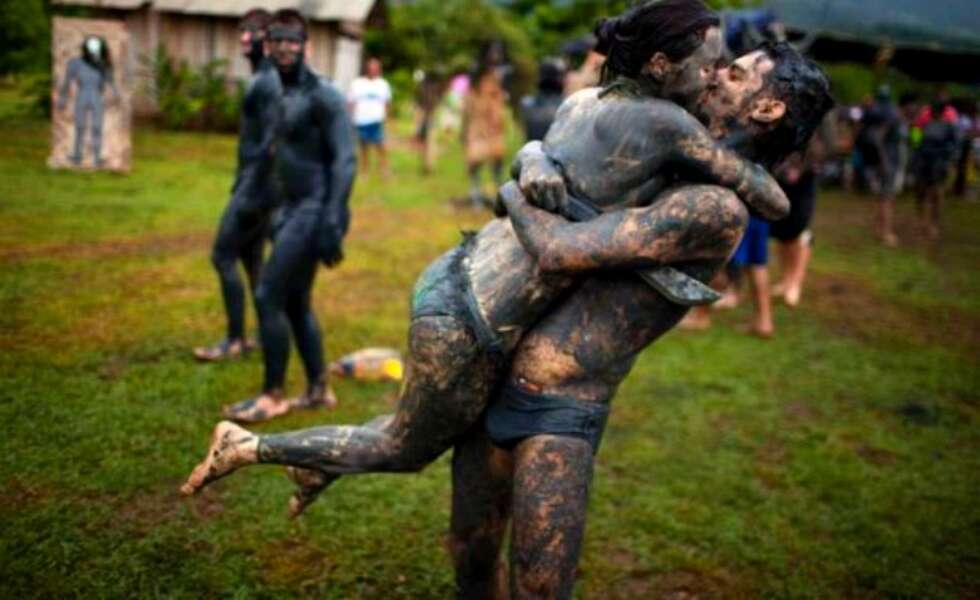 Mud Mingle Sex + Dating Thrillist Miami