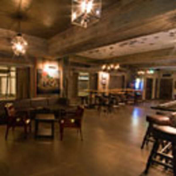 BBQ Bunnies at Bloodhound A San Francisco, CA Restaurant Thrillist