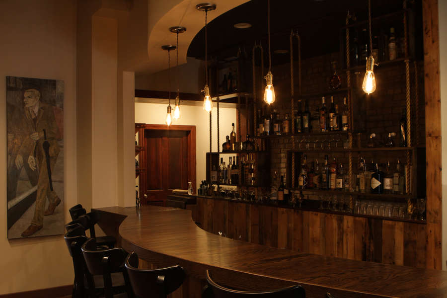 The Savoy Eat Thrillist Chicago