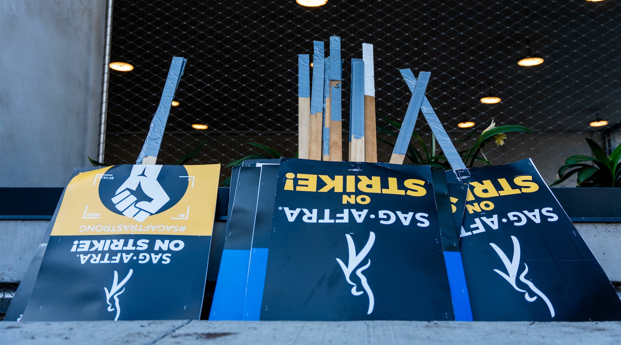 SAG-AFTRA reaches tentative agreement with major games companies to end strike