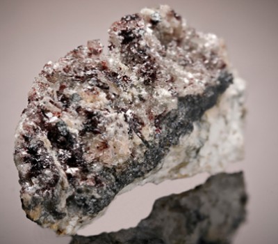 Fettelite: Properties and Occurrences - Assignment Point