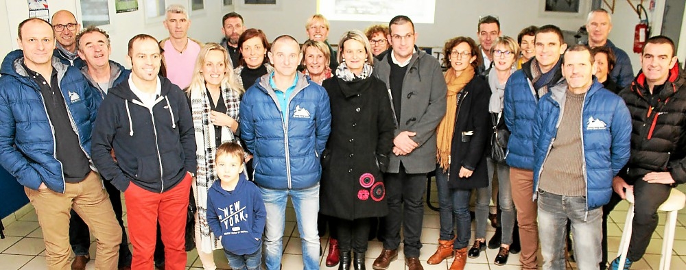 Revue de presse Association 1 pierre 2 coups