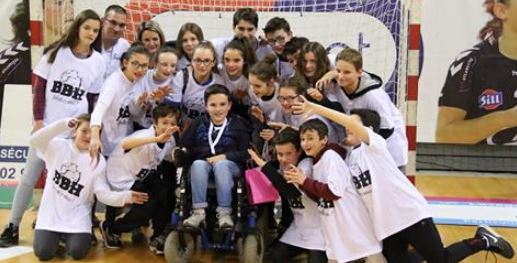 Revue de presse Association 1 pierre 2 coups
