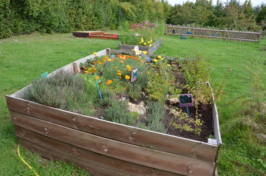 IME LES COTEAUX Association ASPEC