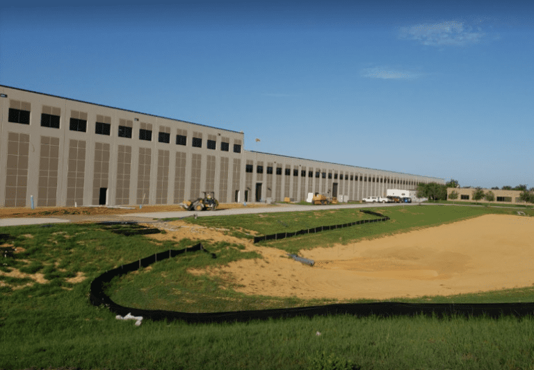 ALDI DISTRIBUTION CENTER Associated Interior Systems