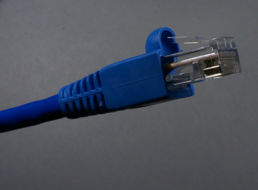 20 ft Cat 5e StraightThru patch cable with 50u gold plating