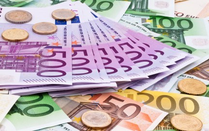 How Much Is Euro In Black Market Today