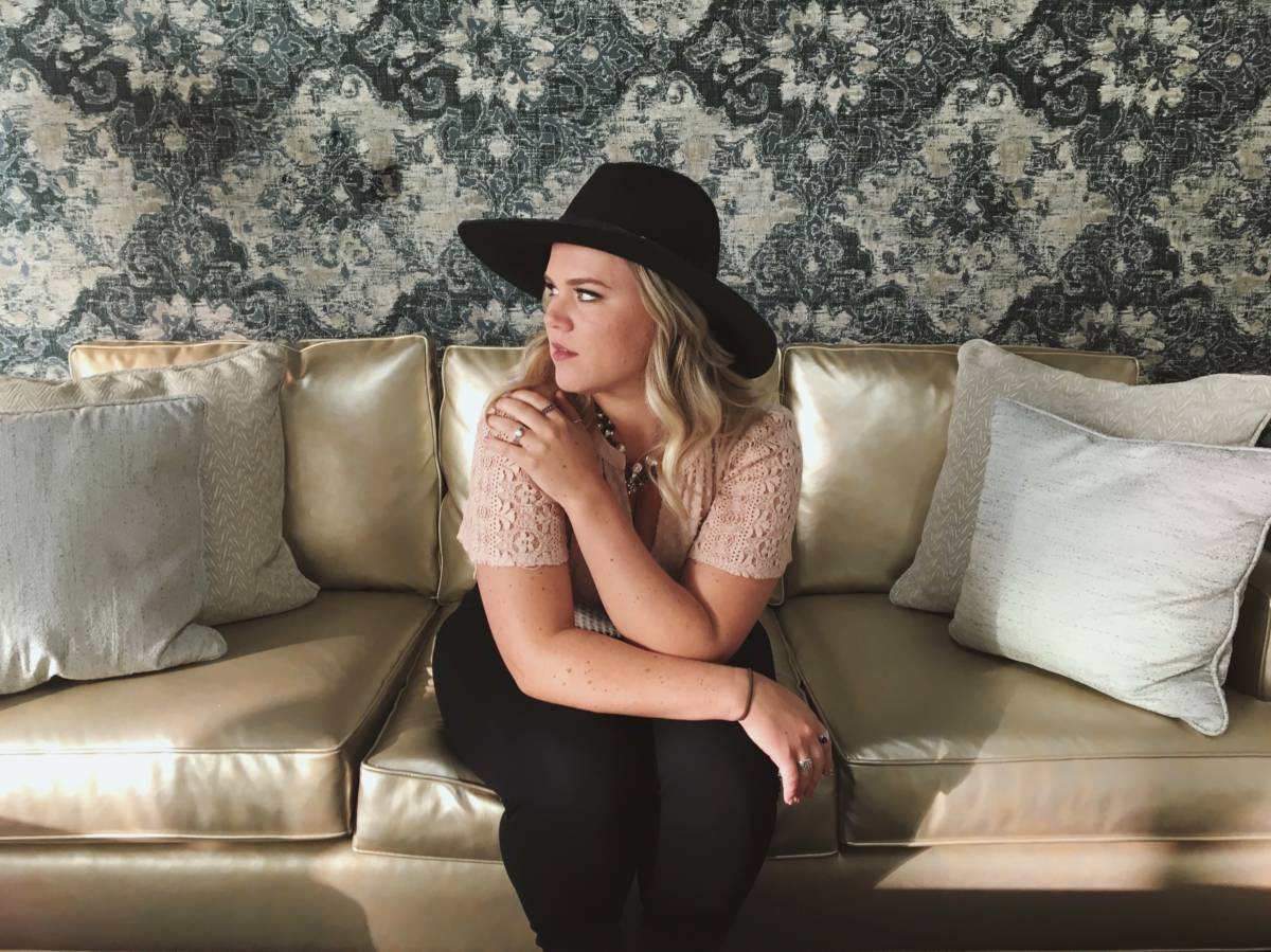 River Room Laura Nicholson 10 Adv + Doors Aster Cafe