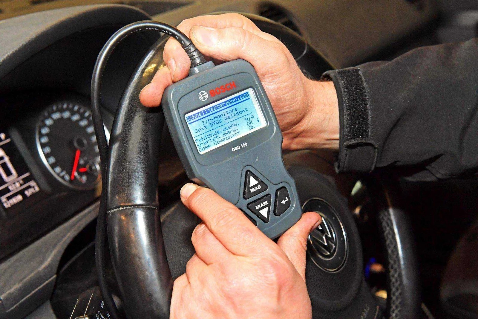 Top Tools Every Automotive Diagnostics Student Should Have