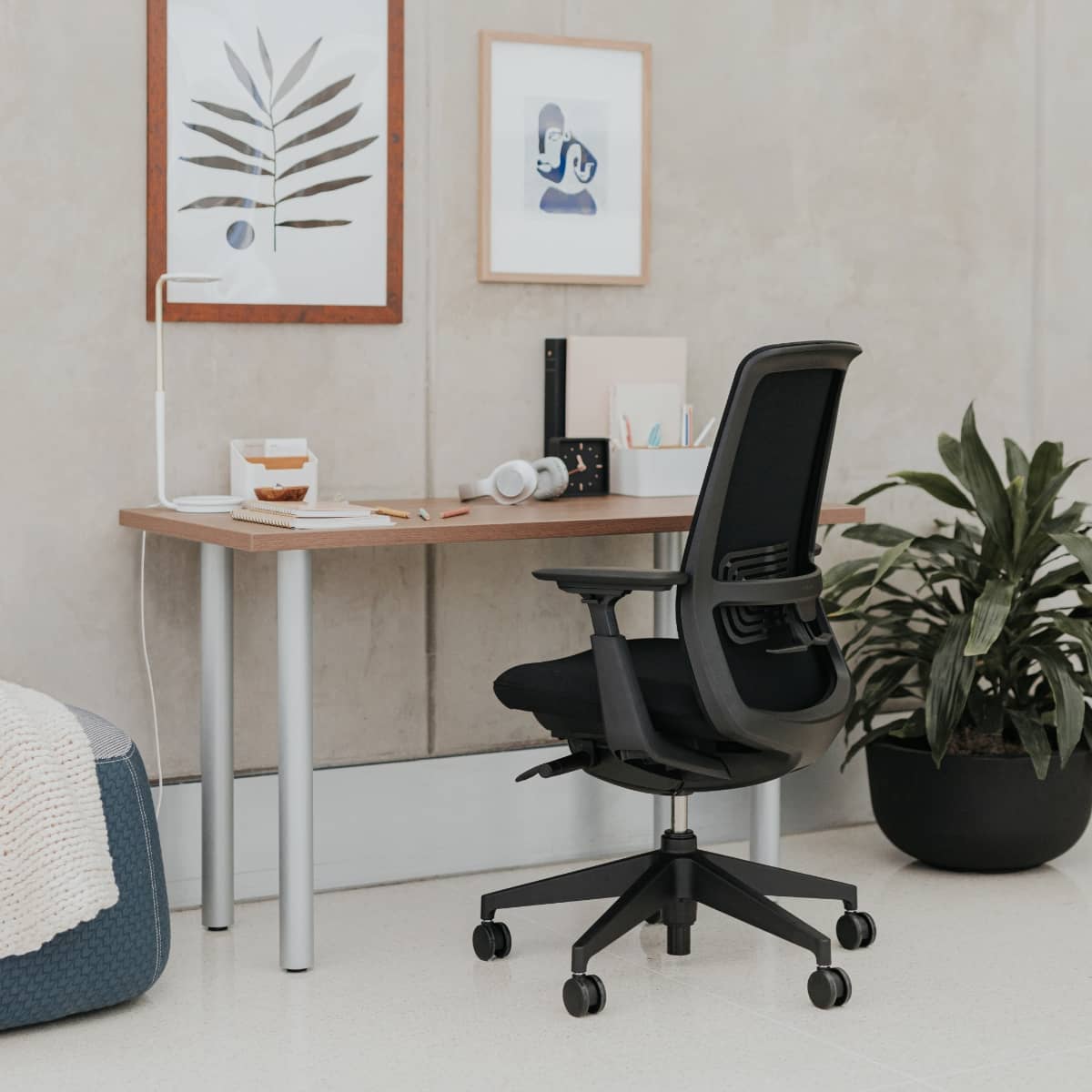 Herman Miller Aeron vs Haworth Zody A short comparison