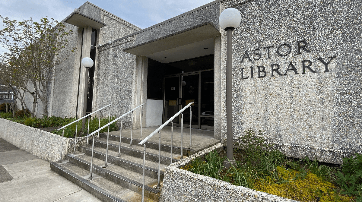 Poet, memoirist, travel writer Suzanne Roberts to speak at Astoria