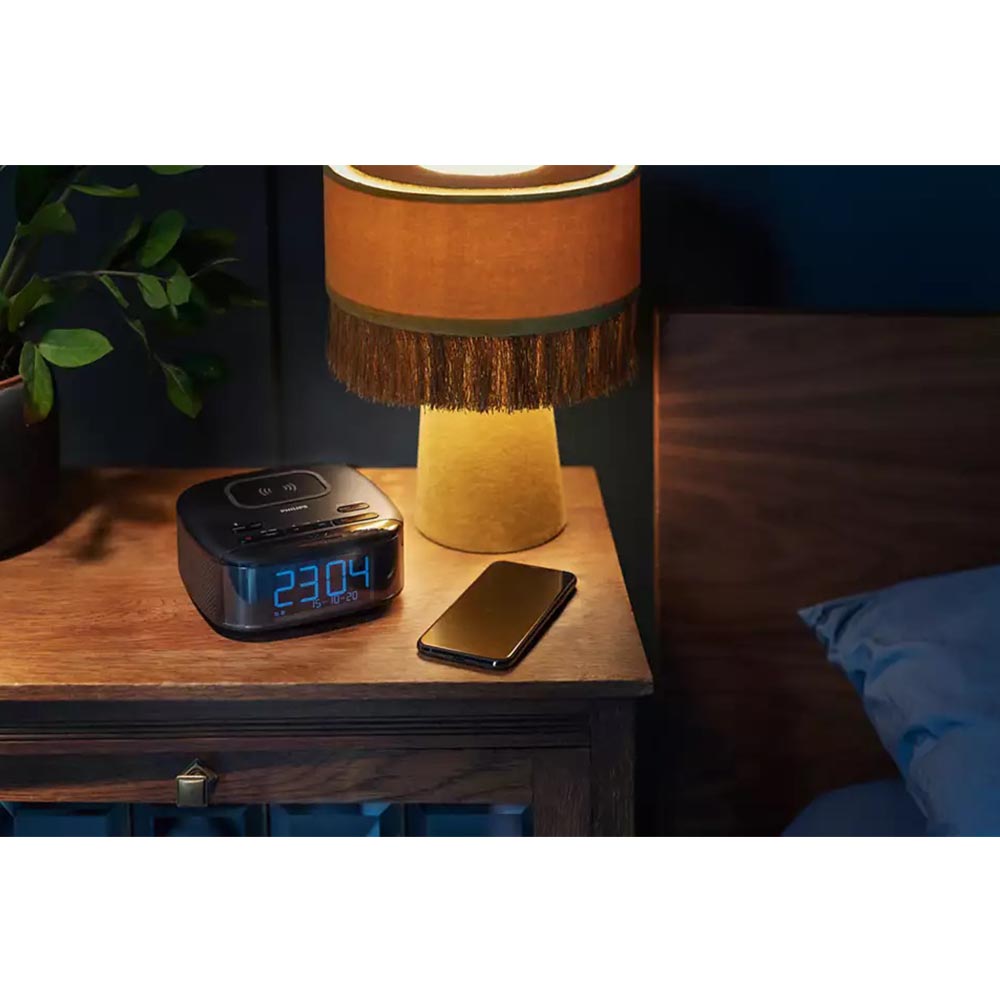 Philips TAR7705 Alarm Clock with DAB+ Radio Dual alarm and QI charger