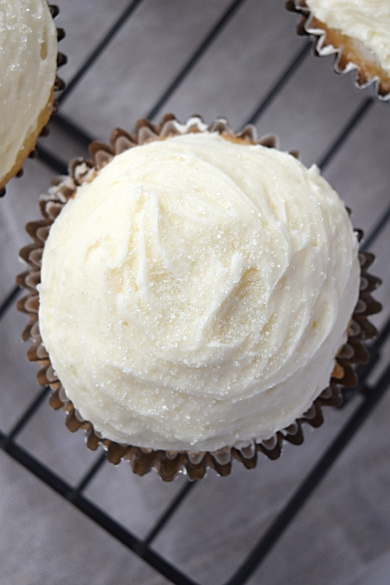 Foolproof Buttercream Frosting in 5 minutes... A Stray Kitchen