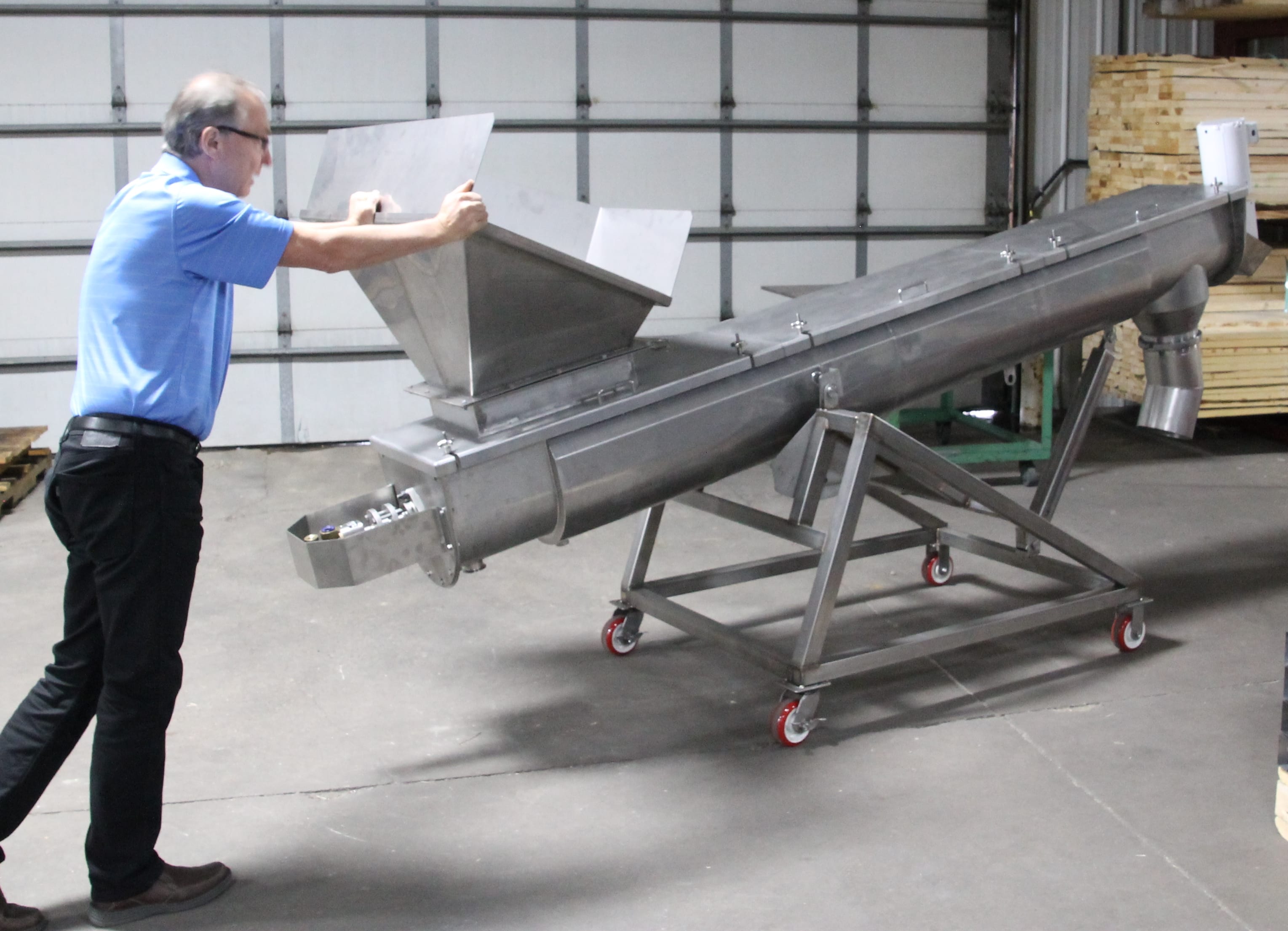 Auger Conveyors & Manufacturing Astro Engineering & Manufacturing Inc.