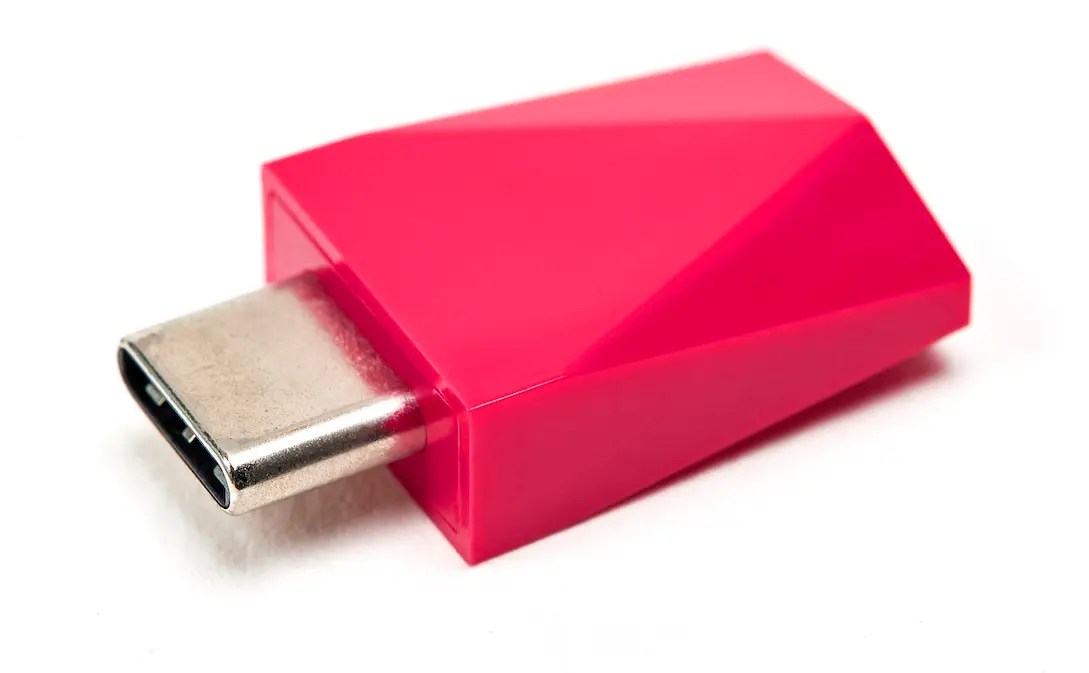 Luna Display Turn your Mac or iPad into a second display