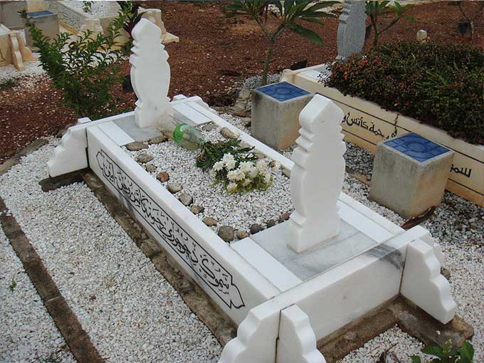 Hukum Membangun Kuburan (kijing makam) Aswaja Muda