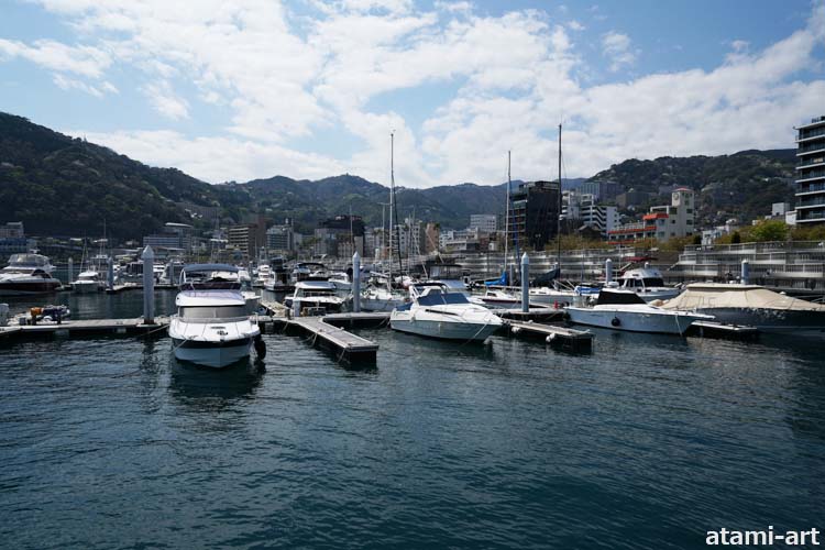 The total area of the city is 61.78 square kilometres (23.85 sq mi). 熱海イベントスケジュール＜7月編＞ | 熱海・湯河原・真鶴・伊豆の不動産株式会社アール（熱海駅前）