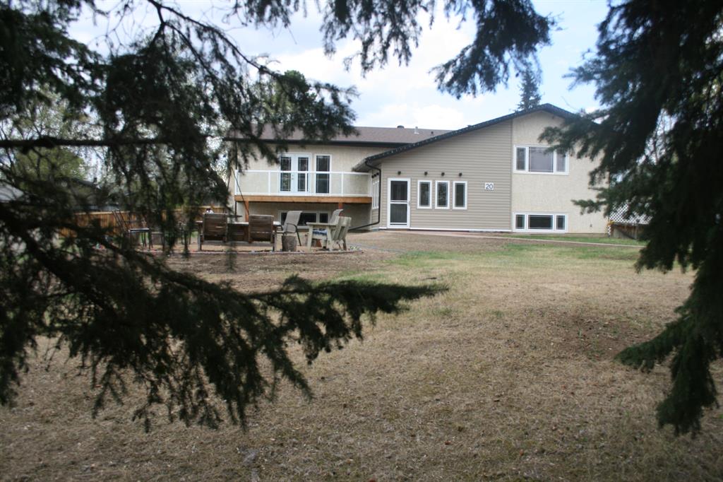 Large Homes for Sale in Fort McMurray The ATeam