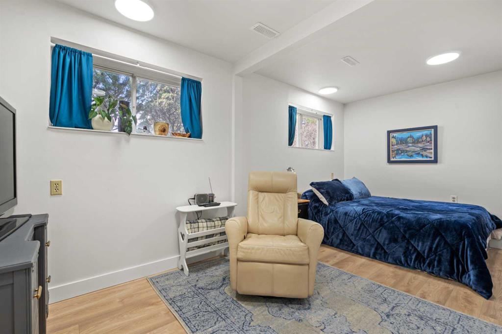 129 Chinook Drive for sale in Calgary The ATeam