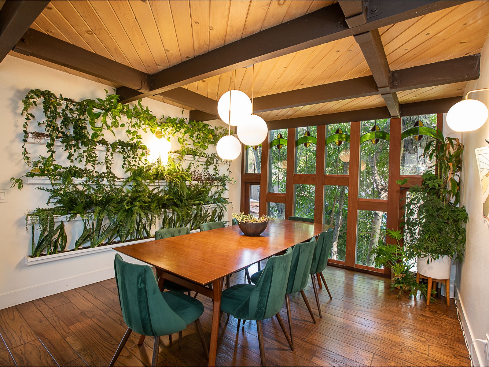 How to Make Your Airbnb Stand Out? AtEaseBnB