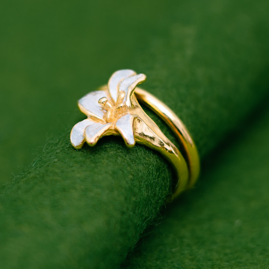 Lily ring Atelier Shinji Ginza