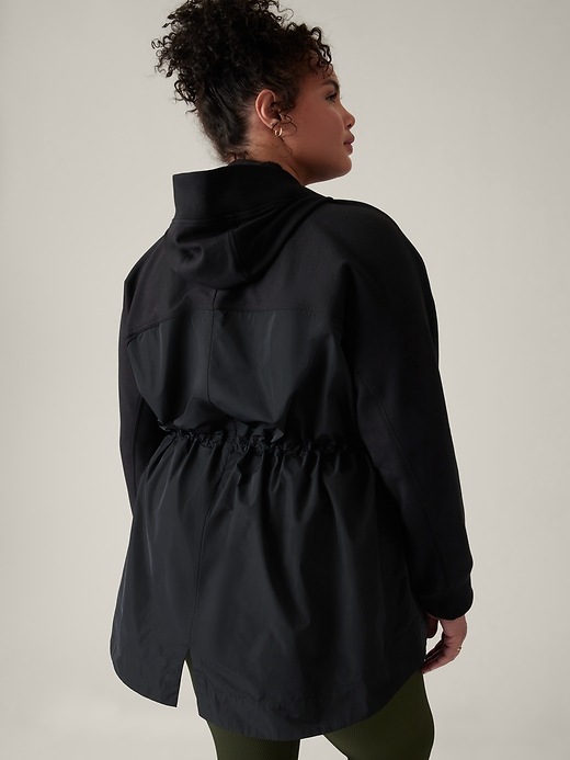 Triumph Hybrid Jacket Athleta