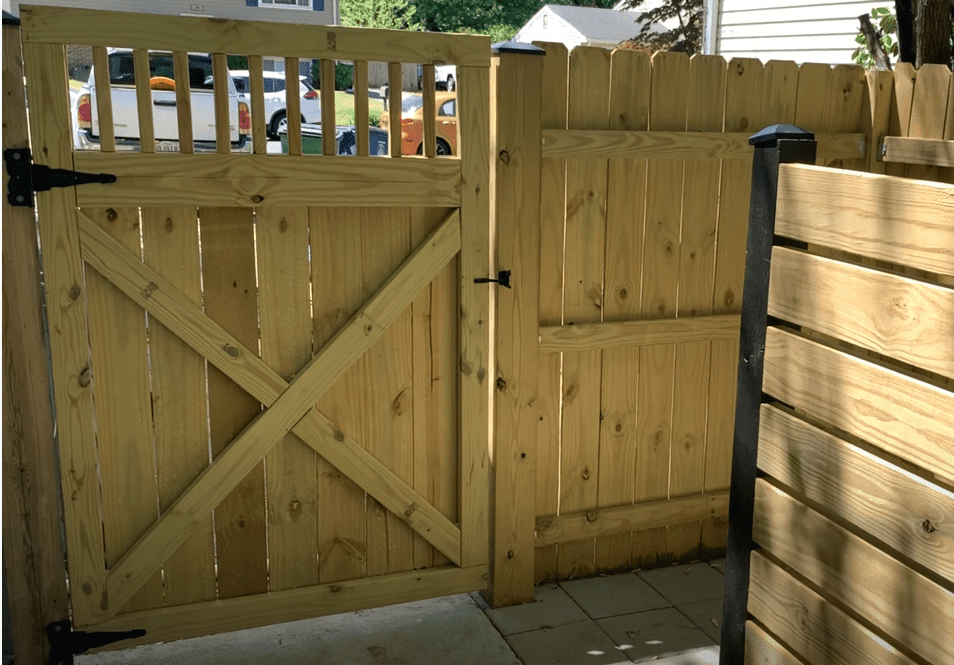 How to build a wooden gate for a split rail fence Builders Villa