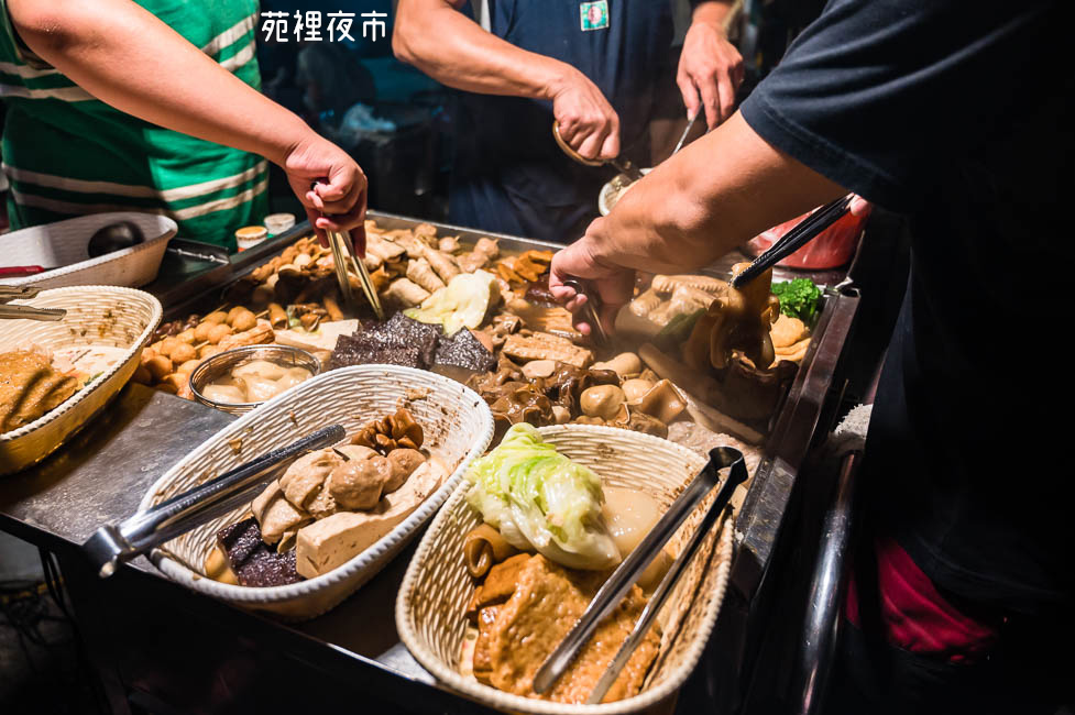 ｜苗栗美食｜苑裡觀光夜市，一個禮拜才一次，好吃好玩的通通在這，推蔥油餅、地瓜球