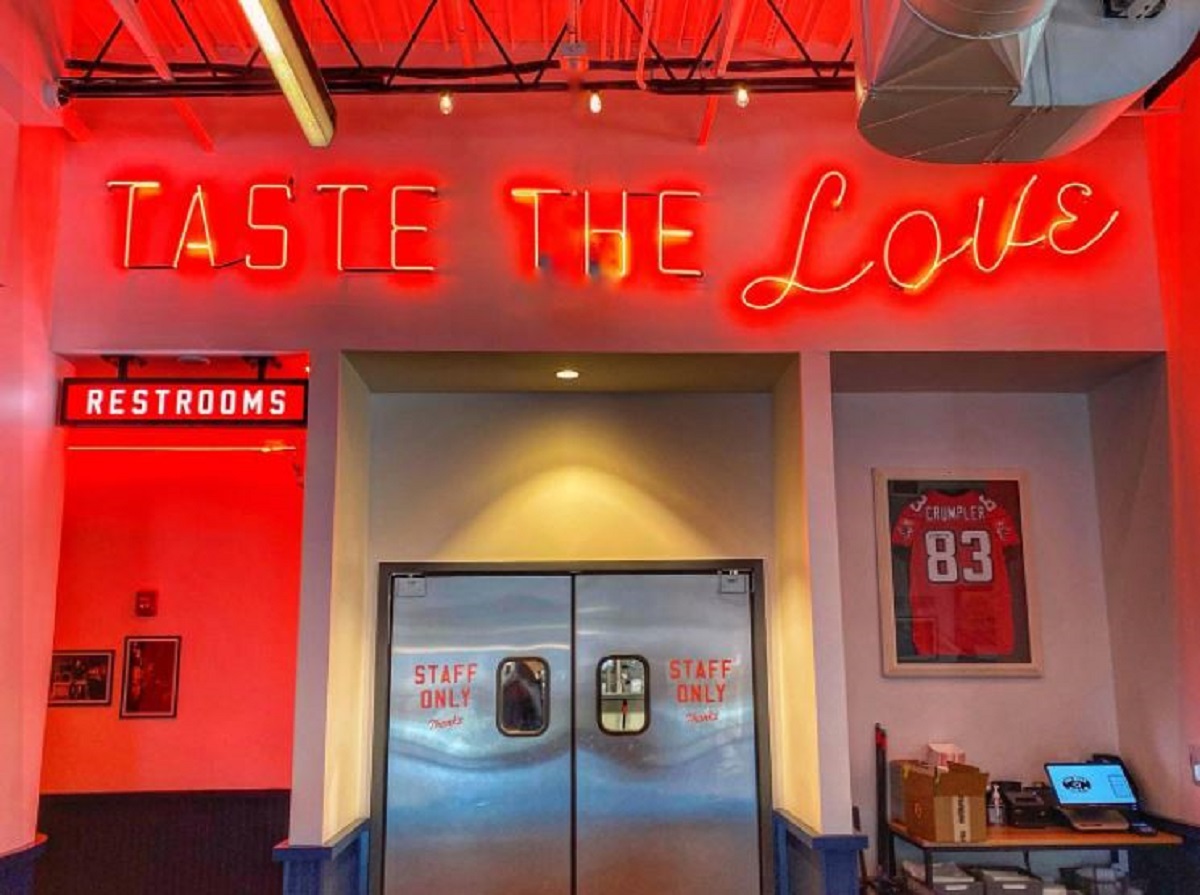 Fox Bros BBQ Opens On Atlanta's Westside