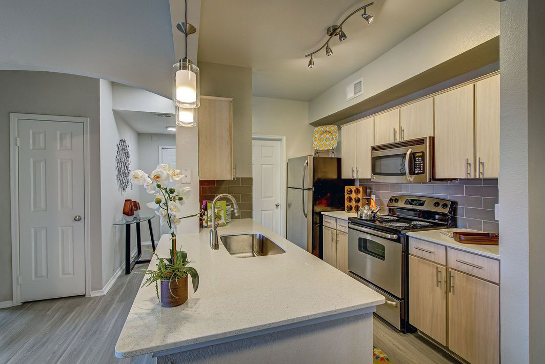 ESSENCE Atlantic Creek