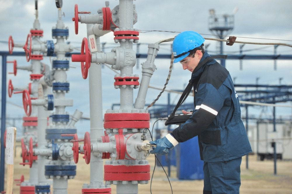 Профессия Оператор обезвоживающей и обессоливающей установки по ЕТКС