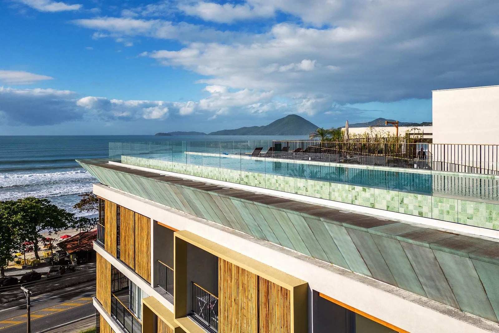 Bambu Ubatuba Praia Grande apartamentos à venda frente mar