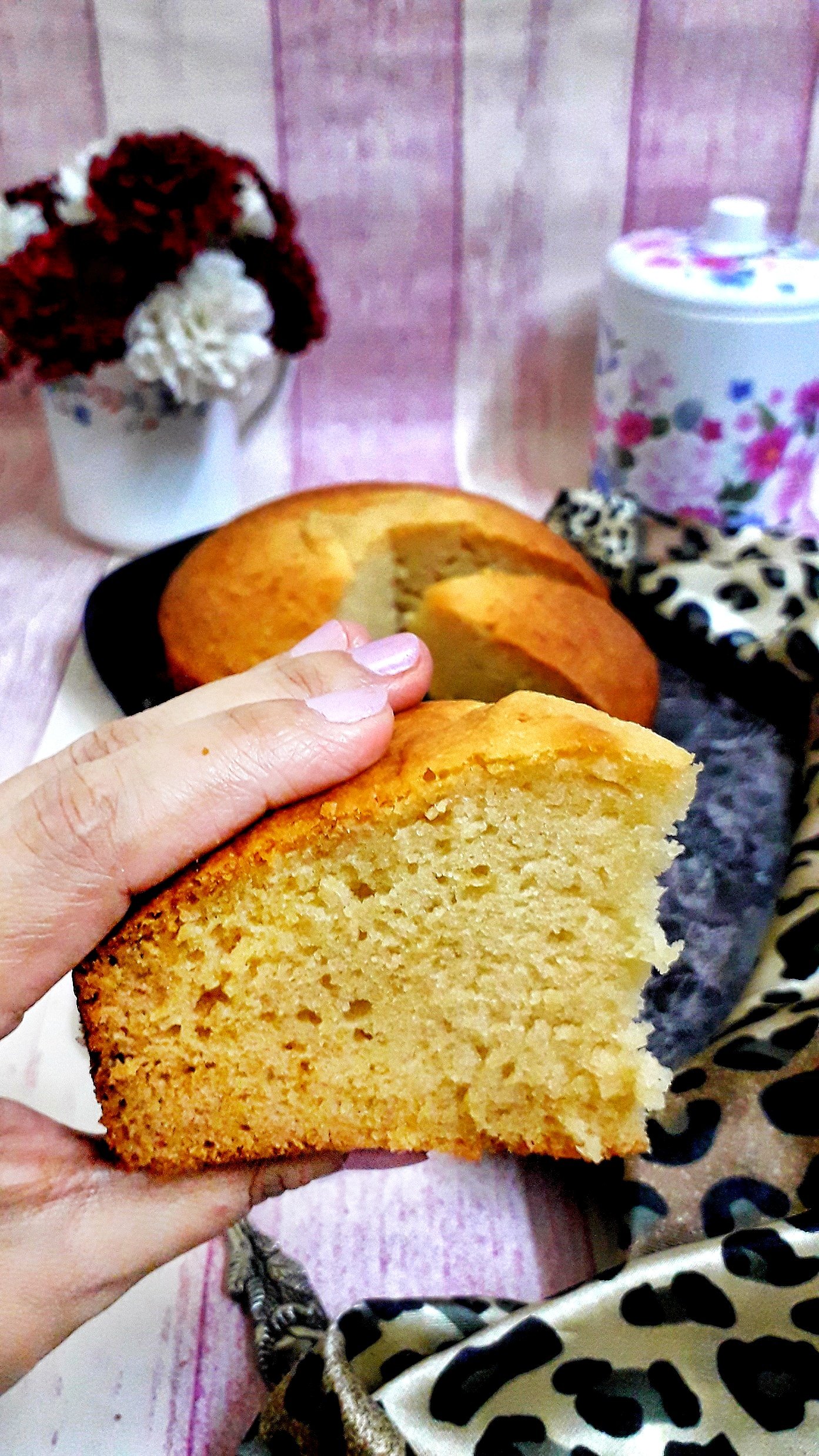 Eggless Vanilla Cake With Condensed Milk / Condensed Milk Sponge Cake