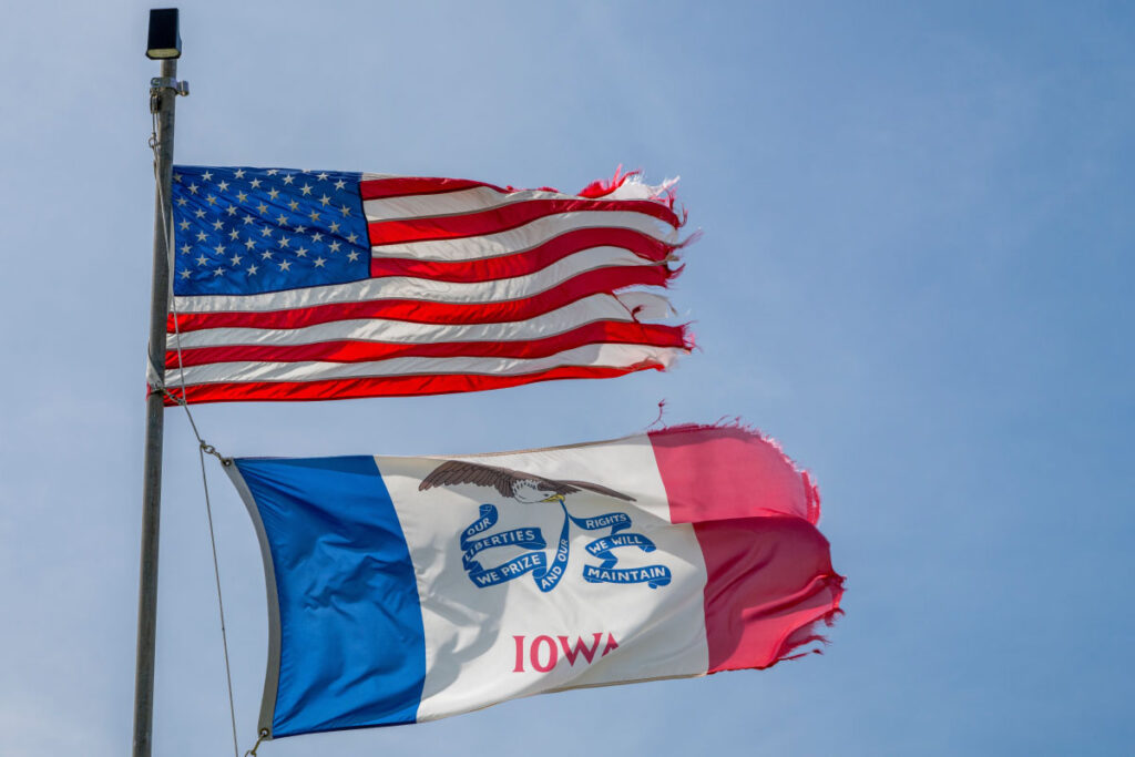 How to Register for an Iowa Sales Tax Permit in 2024