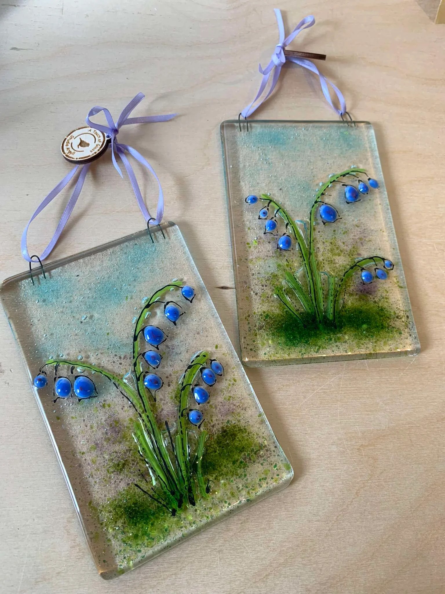 Fused Glass Bluebell Hanging Decoration/glass bluebell suncatcher A