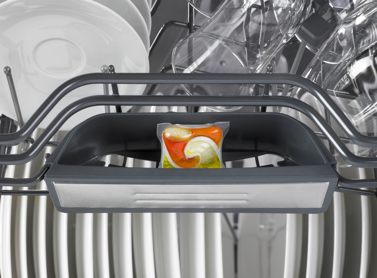 Replacing a Detergent Dispenser in a Bosch SHS5AV52UC Dishwasher A to