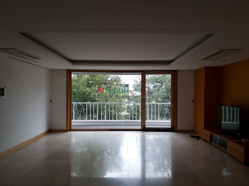 Rent in Seoul for apartment, house, villa AtSeou…