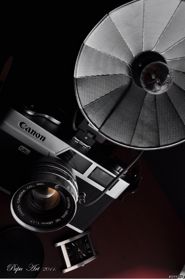 QL17 生於1965年 同場現映 canon flash unit J2 古董閃燈 新增照片